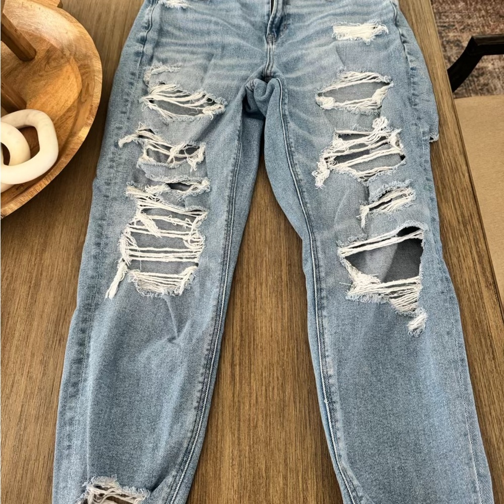 American Eagle Outfitters Blue Distressed Ankle Cropped Jeans